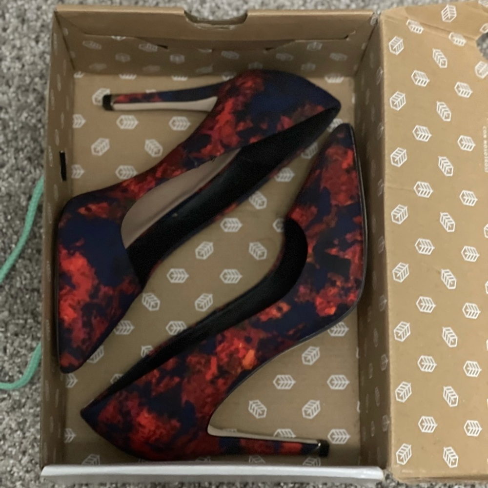 Call it Spring heels - Picture 1 of 1